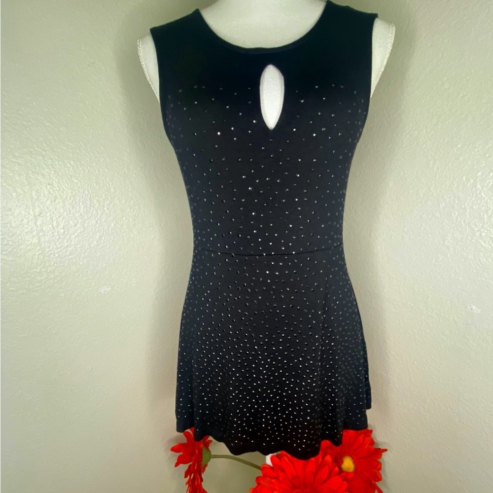 Sleeveless Black Top